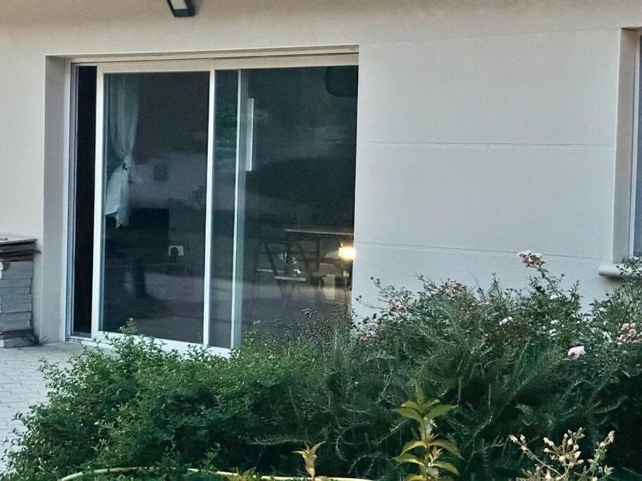 Appartement Prive Dans Villa モントーバン エクステリア 写真