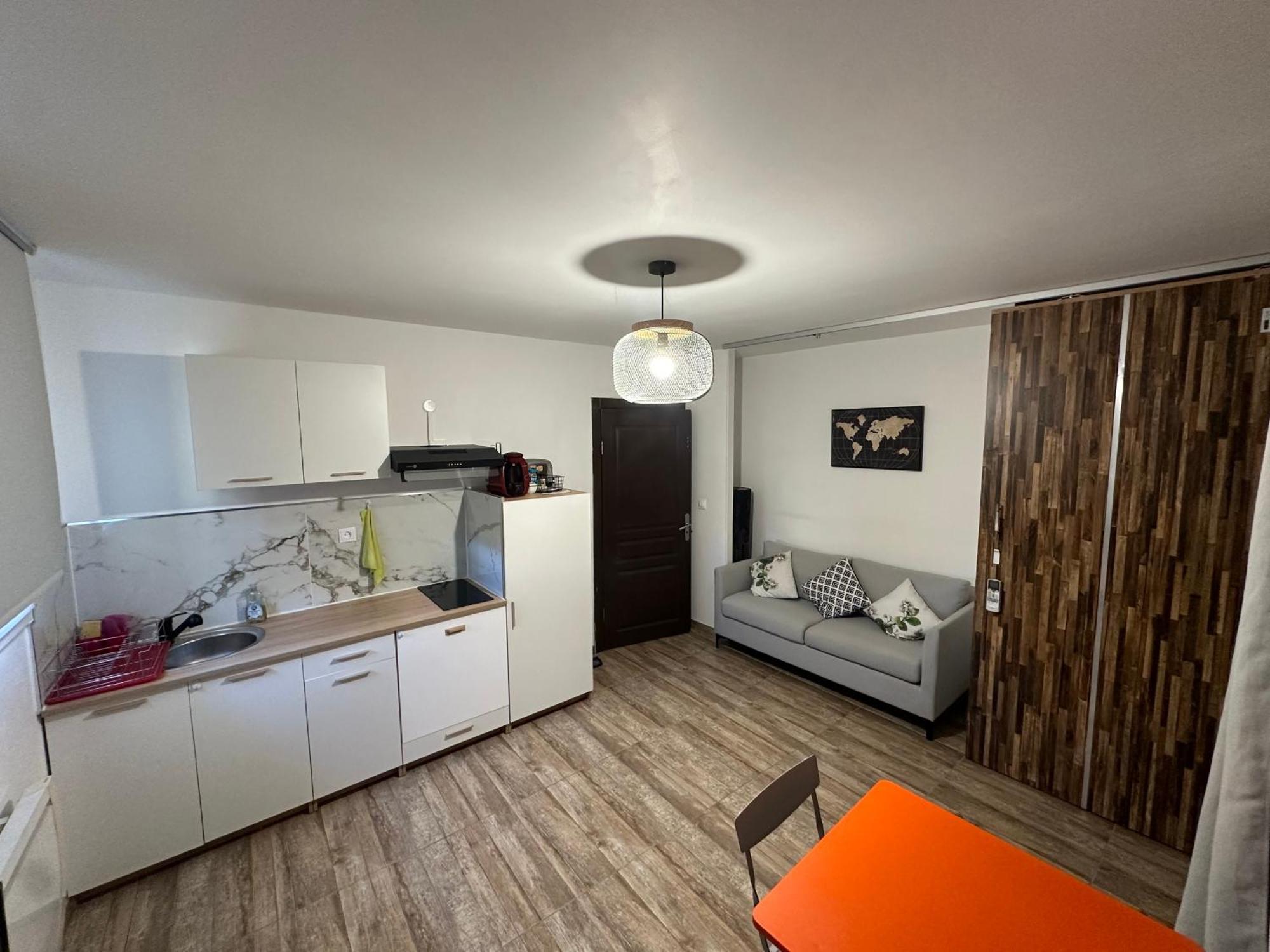 Appartement Prive Dans Villa モントーバン エクステリア 写真